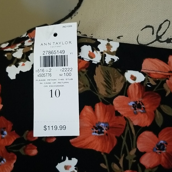 Floral dress - Picture 3 of 3